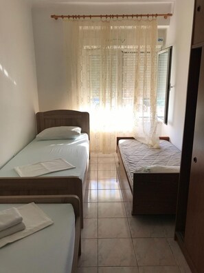 Apartment (Miljenko - 80m from the sea - A2 (4)) | 2 Schlafzimmer, kostenloses WLAN