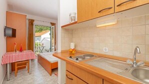 Monolocale (Silverija - garden and parking - SA4() | Interni