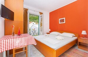 Studio (Silverija - garden and parking - SA4() | Interior