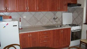 Apartment (Fani - afordable with parking - A1(4)) | Private kitchen - Fani - Afordable With Parking - A1 (Mali Losinj)