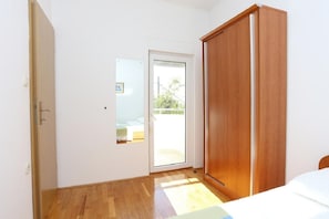 1 bedroom, Internet, bed sheets