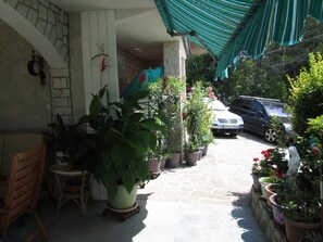 Garden - Dinka - 40 m From sea - A2 (Omisalj)