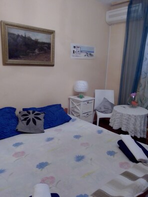 Apartment (A1) | 2 bedrooms, iron/ironing board, free WiFi, bed sheets - Ana - Private Parking - A1 1.kat (Crikvenica)