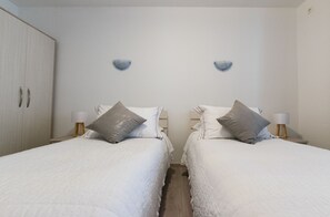 Apartment (A1) | 2 bedrooms, free WiFi - Snjezanal- in the Center - A1 (Split)
