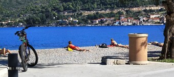 Rade - Great Location & Near Ferry Port - H