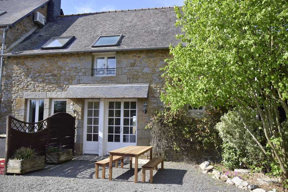 Rural Cottage on the farm Les jardins des Coccinelles