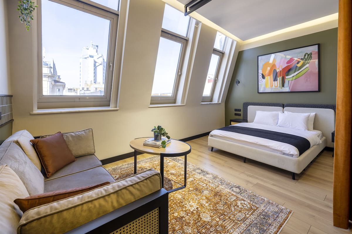 Apartamento exclusivo, vista para a cidade, no andar executivo | 1 quarto, roupas de cama premium, camas Tempur-Pedic, cofres nos quartos