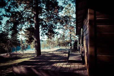 Lake View cabin on 3 acres!  – Your Perfect Getaway