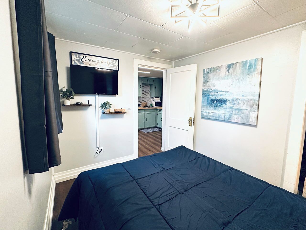 1 bedroom, free WiFi, bed sheets