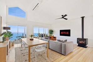 TV, fireplace, offices