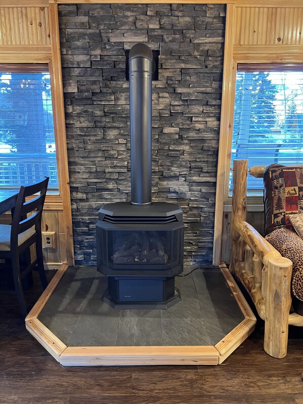 2 Bedroom Family Suite at Bellamy's Haus | 特色装修、特色家居、旅行婴儿床、免费 WiFi