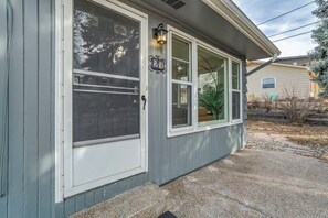 Exterior detail - El Sereno Ascent! Pet-Friendly Executive Home (Colorado Springs)