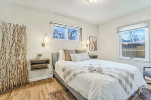 3 bedrooms, iron/ironing board, travel crib, WiFi