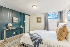 2 habitaciones, tabla de planchar con plancha, wifi y ropa de cama 