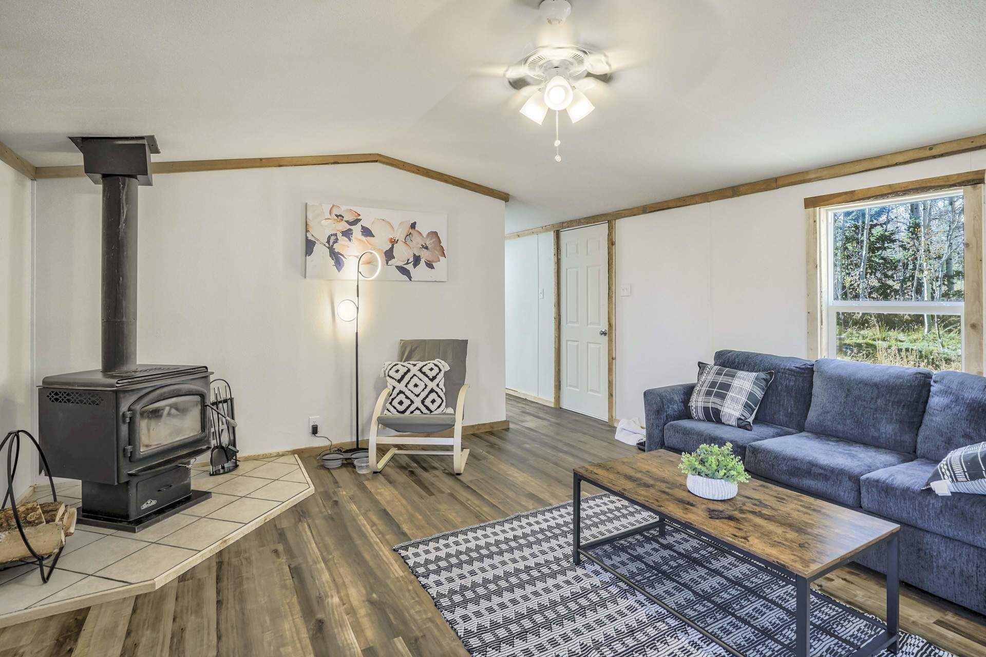 Rustic 3BR Home with Hot Tub, Peak View near Cripple Creek