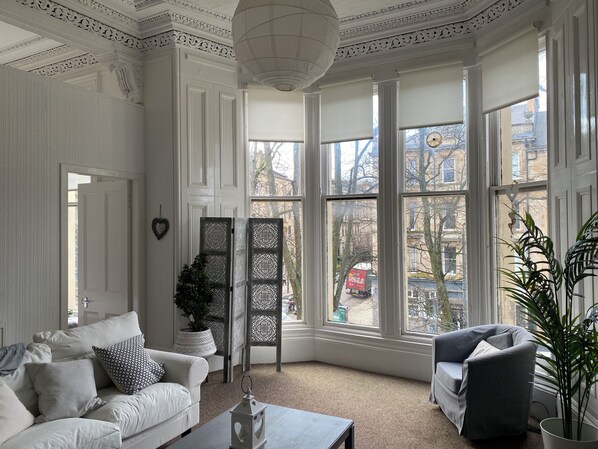 Apartment | Living area - Captivating Apartment in Glasgow Westend, uk (Glasgow)