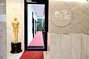 Smart TV - Lisbon City Hollywood Hotel (Lisbon)