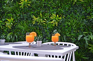 บริเวณภายนอก