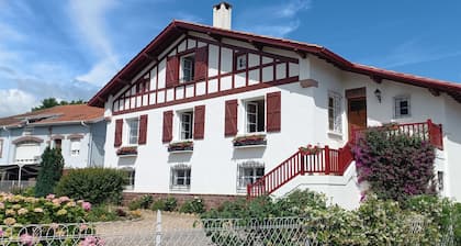 APARTMENT 5 PERSONS (2*) 200m FROM THE TOURIST CENTER