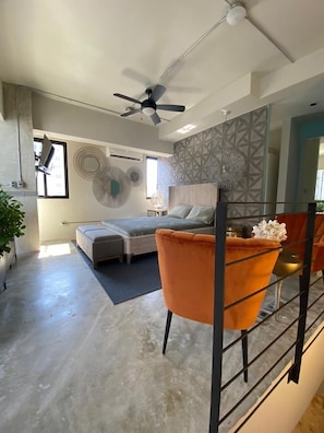 1 chambre, coffres-forts dans les chambres, fer et planche Ă repasser