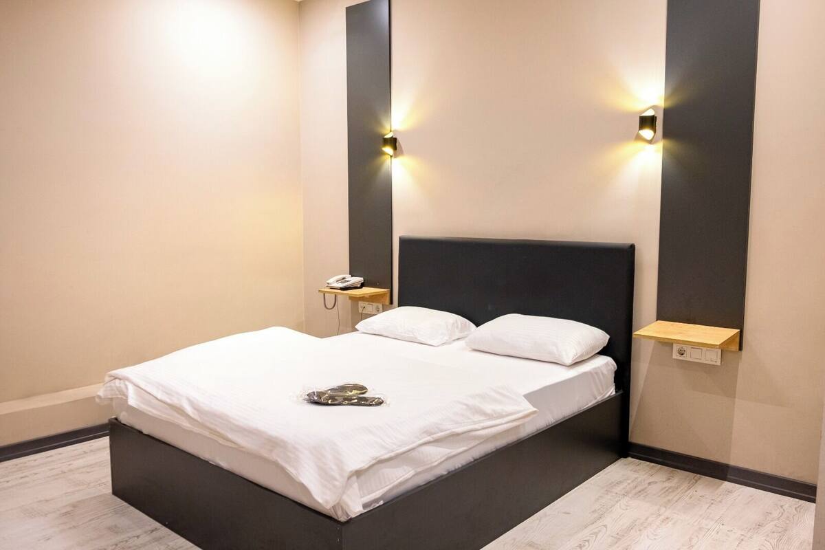 Economy Double Room, 1 Double Bed, No Windows | Egyptian cotton sheets, premium bedding, in-room safe, desk