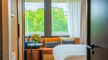Zimmer, 1 King-Bett, Parkblick