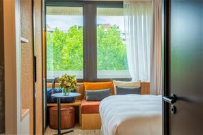 Room, 1 King Bed, Park View | Premium bedding, in-room safe, individually decorated - FirstName Bordeaux - part of JdV by Hyatt (Bordeaux)