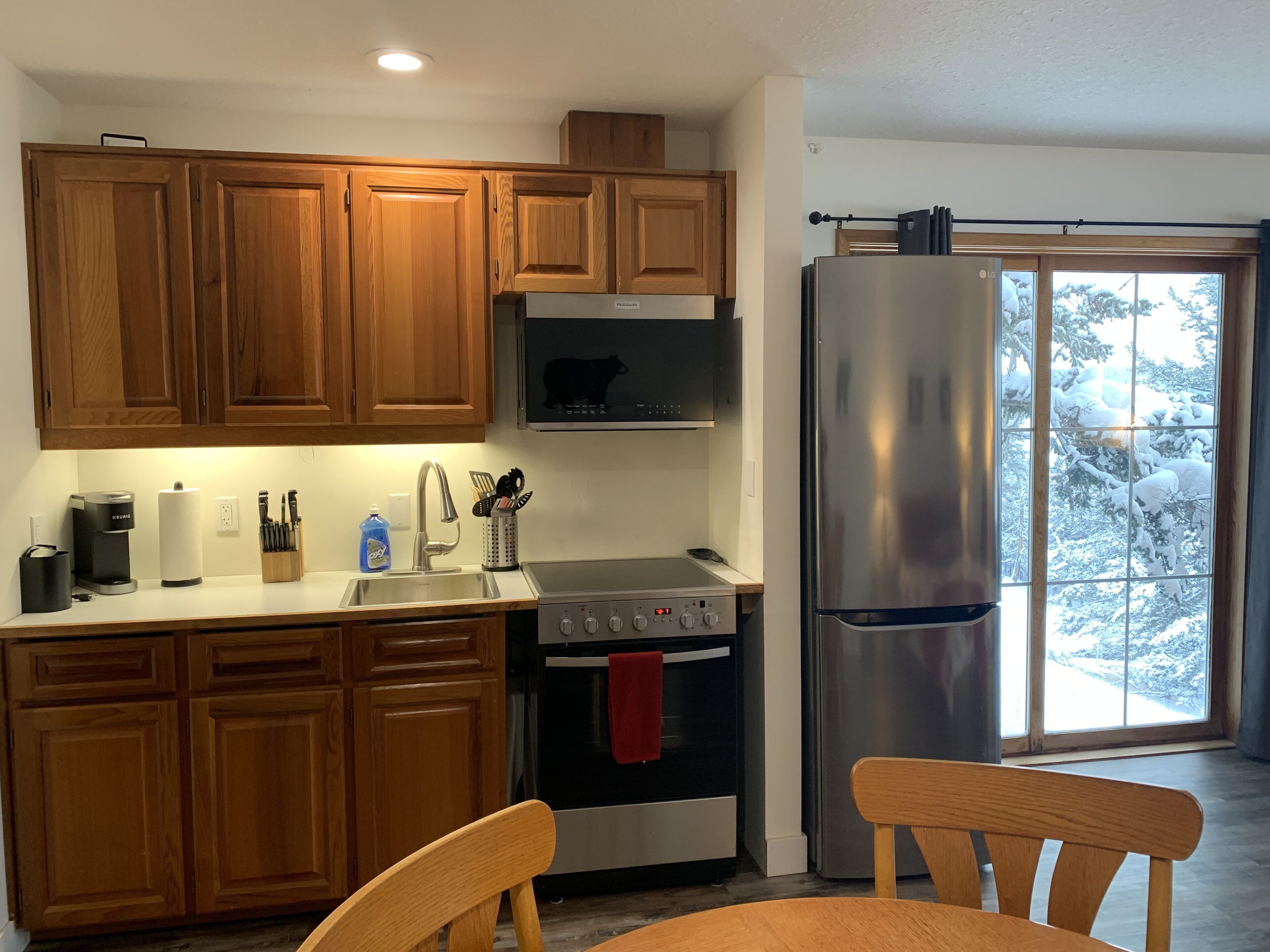 Rustic 1 Bdrm Suite, Lakeside - Bear Cave