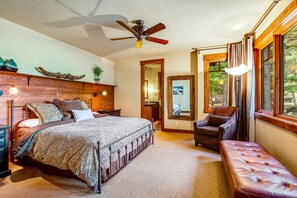 3 bedrooms, desk, iron/ironing board, Internet