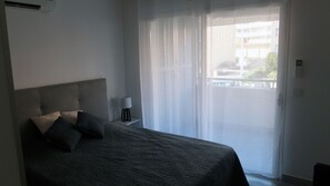 1 bedroom, iron/ironing board, travel cot, bed sheets