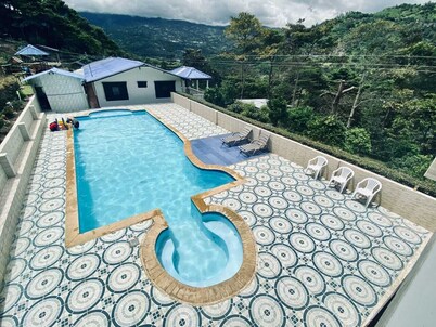 ¡Finca Familiar llena de encanto y relajación! a 5 minutos del Pueblo