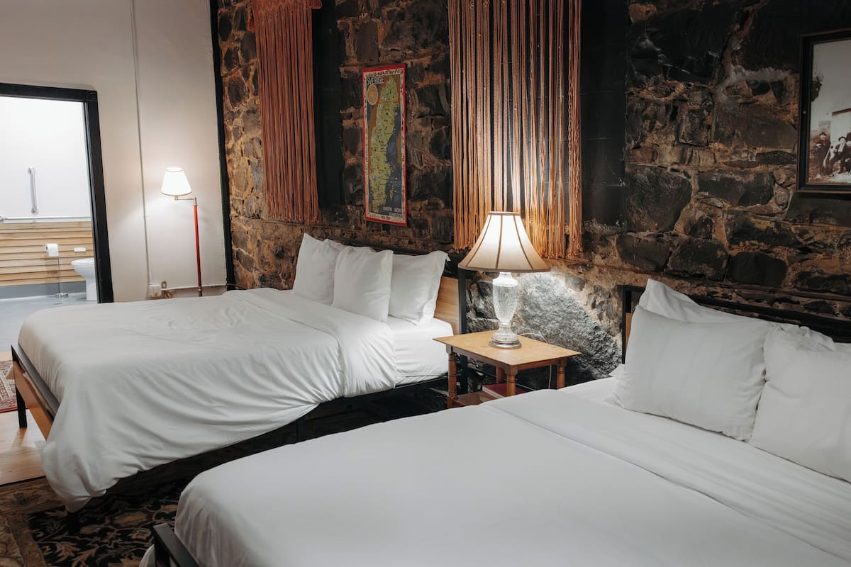 Signature Room | Premium bedding, blackout drapes, iron/ironing board, WiFi (free)