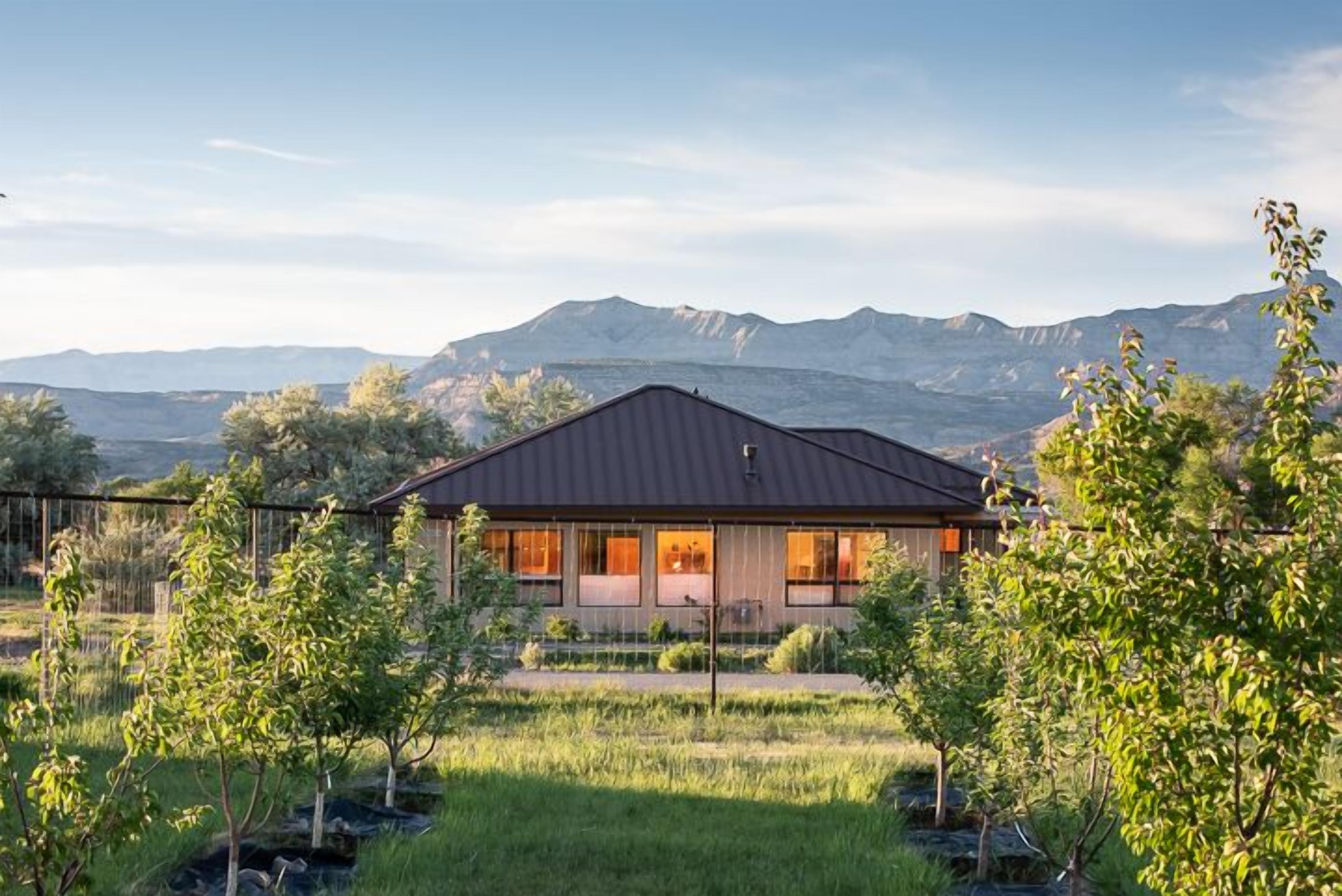 Vini's House, a Cool Creek Retreat