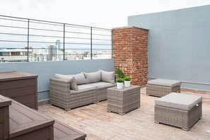 Property grounds - NEW 3 floors PH Loft, Private Jacuzzi,Wifi, A/C (Santo Domingo)