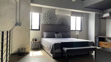 In-room safe, iron/ironing board, free WiFi, bed sheets