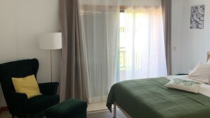 Room - 3-bedroom villa with direct access to the pool in Vilamoura (Vilamoura)