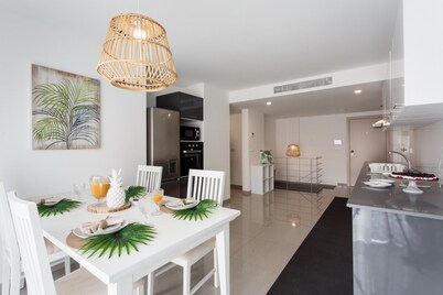 3 bedroom apartment on the seafront