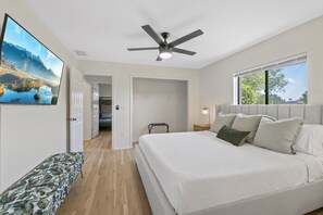 4 chambres, fer et planche à repasser, Wi-Fi, draps fournis