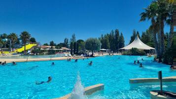 Piscine extérieure, piscine chauffée