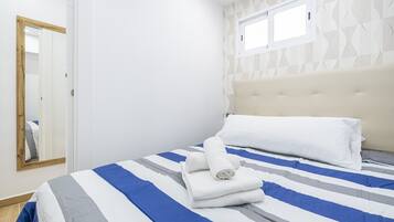 1 chambre, fer et planche Ă repasser, Wi-Fi gratuit, draps fournis