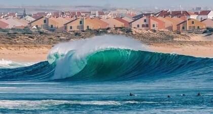 FreeSurfCamp & Hostel