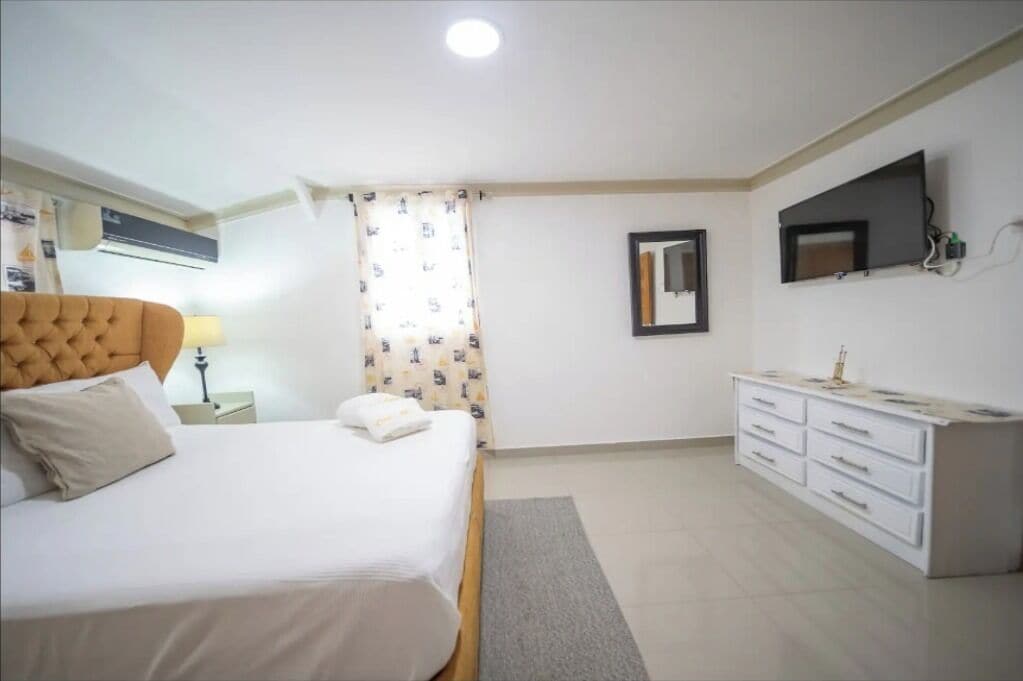 2 Schlafzimmer, Zimmersafe, Bügeleisen/Bügelbrett, kostenloses WLAN