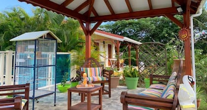 Toumblak - Bungalow with swimming pool 5 minutes from the beach