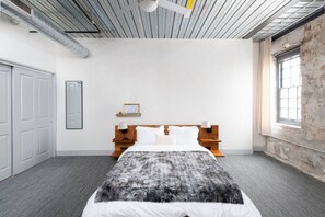 1 bedroom, desk, iron/ironing board, free WiFi