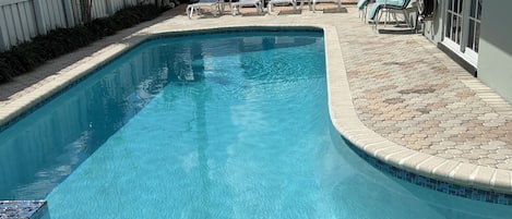 Beheizter Pool