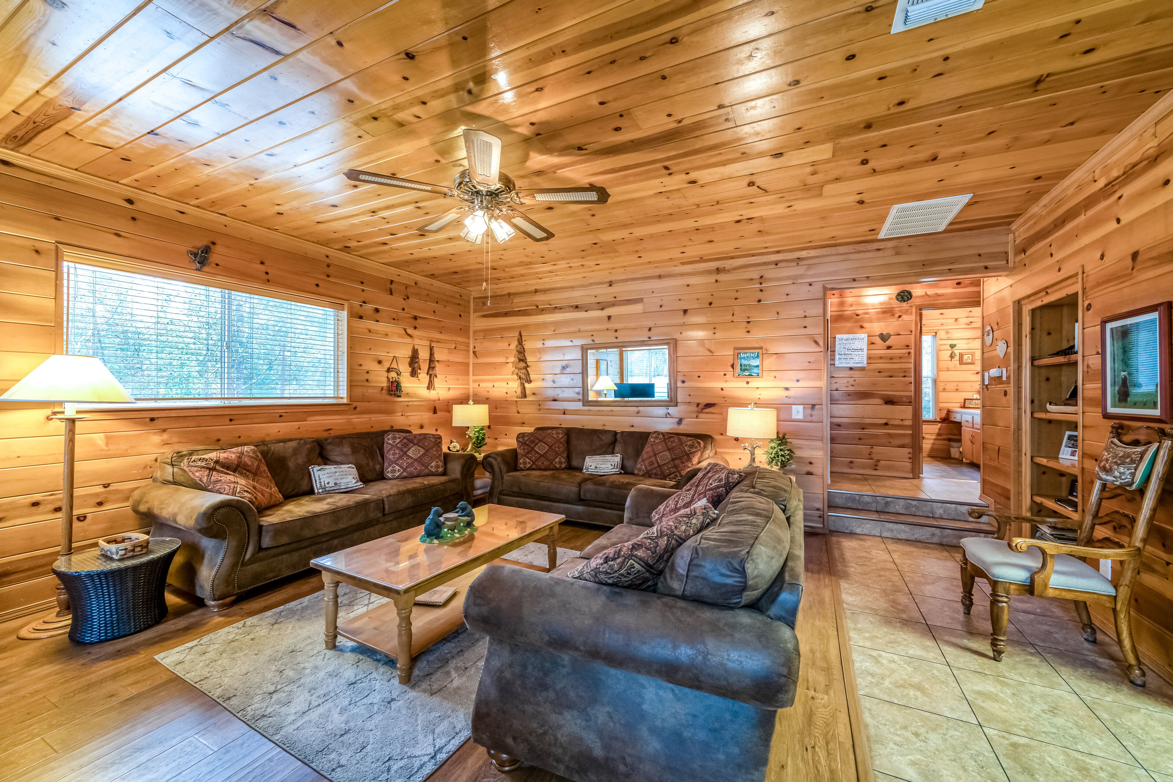 All-season forest hideaway with guest suite & boat slip - walk to lake & village