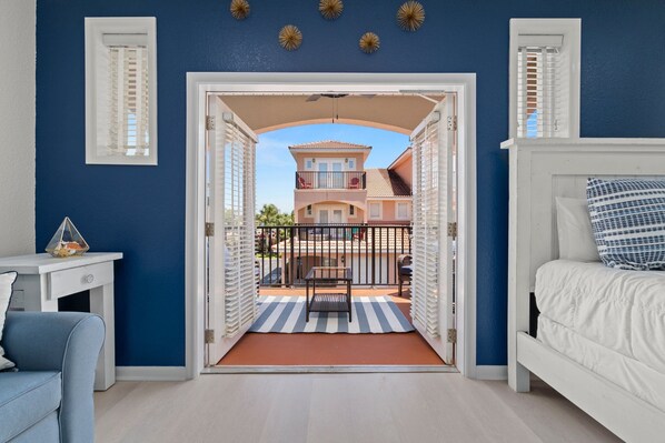 4 habitaciones, tabla de planchar con plancha y wifi gratis 