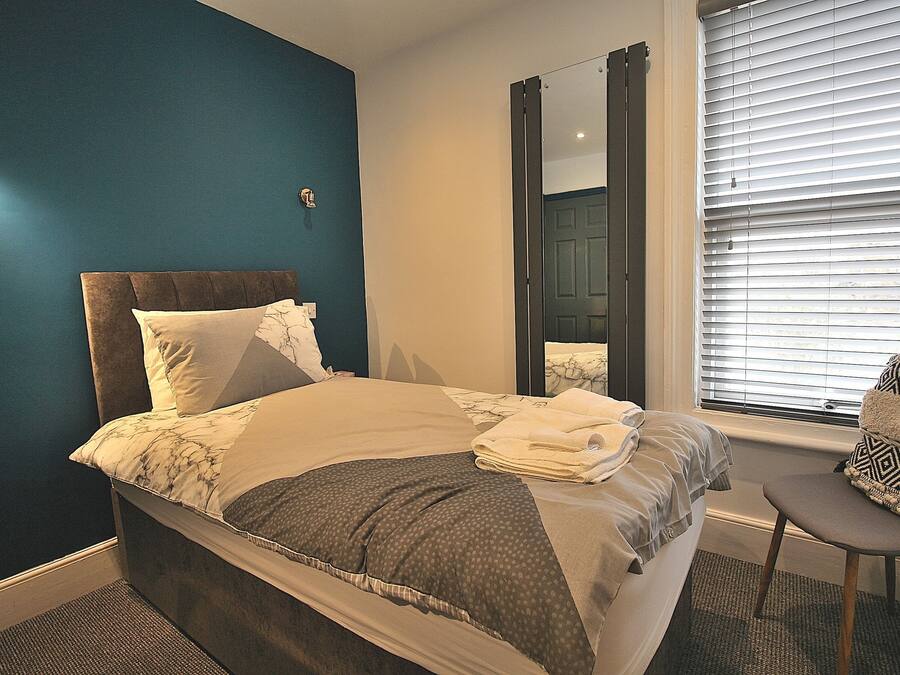 Single Room, Private Bathroom | Free WiFi