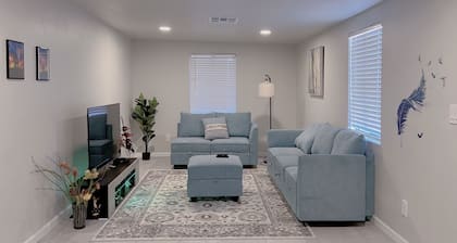 New 3br/6beds/2ba near UA/stadium/Banner hospital