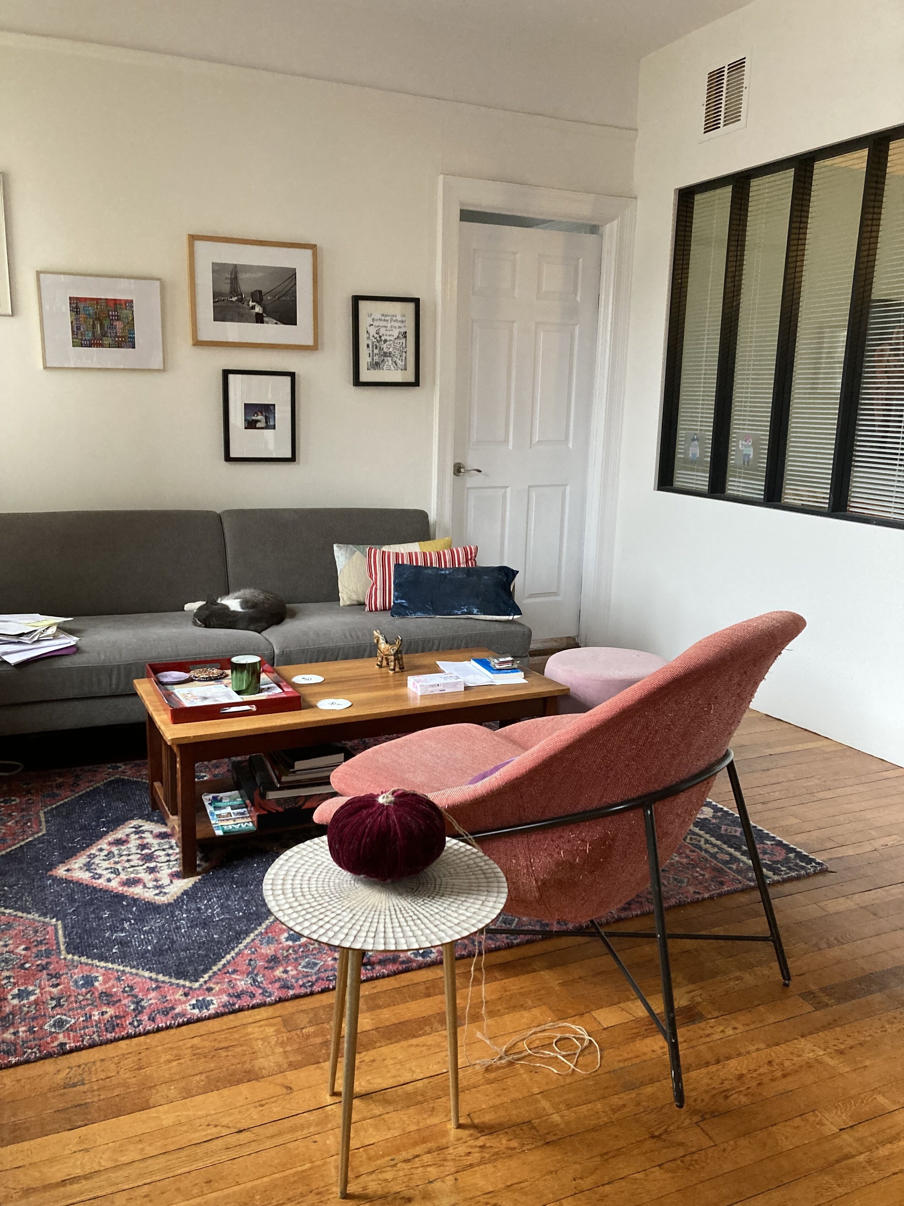 Cozy and sunny bedroom in Harlem with views to Riverbank State Park